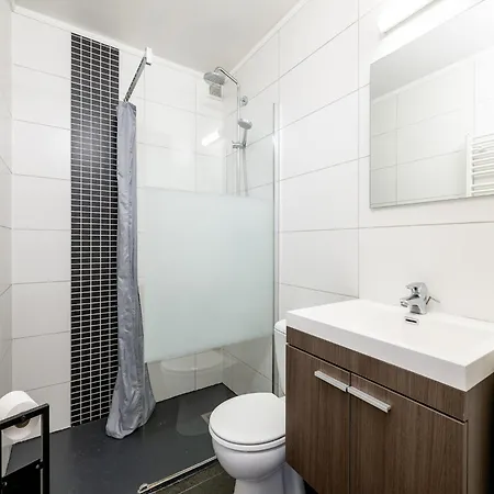 アパート By The Sea With Stunning Terraces *